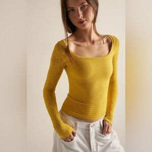 Intimately Free People So Many Likes Long Slv Womens M/L Yellow Lace Stretch Top